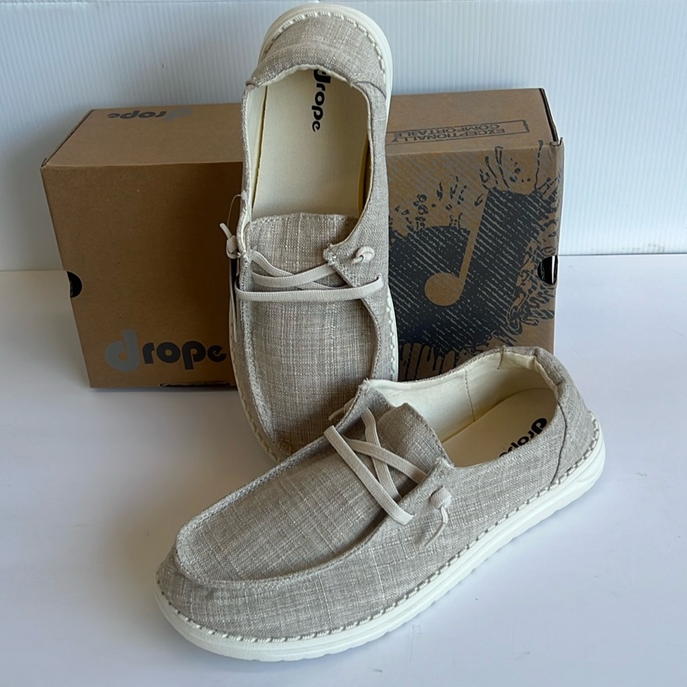 New DROPE KATE Casual Comfy Slip On Size 9 Beige Brand New In Box